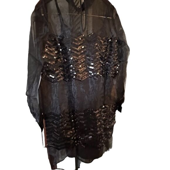 BNWT ModCloth Fanciful Fette Shift Sequin Overlay Dress- size small - Picture 5 of 12